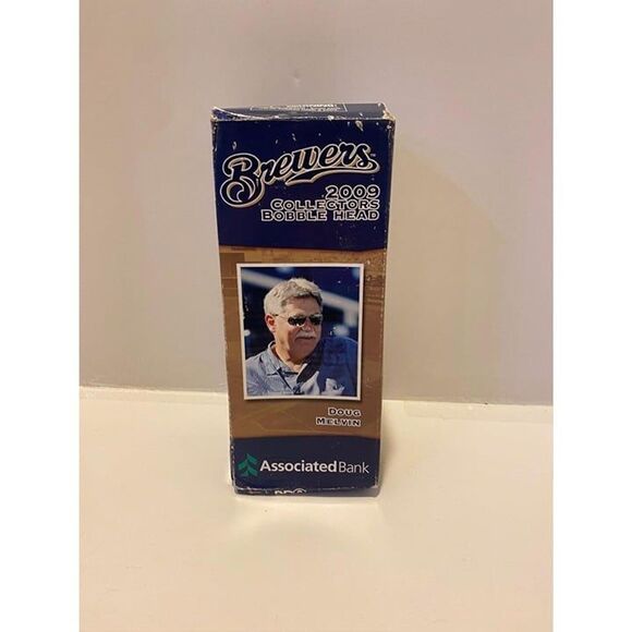 2009 Milwaukee Brewers Doug Melvin GM Collector's Bobblehead - Picture 6 of 6